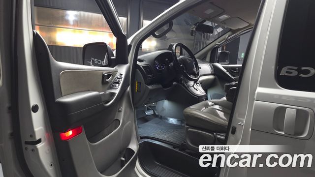 Hyundai Starex 2020 — photo 10