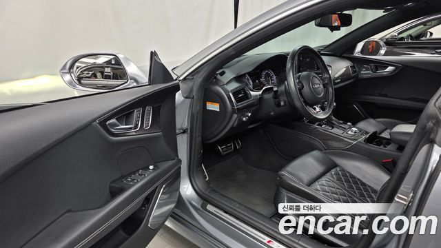 Audi S7 2014 — photo 10