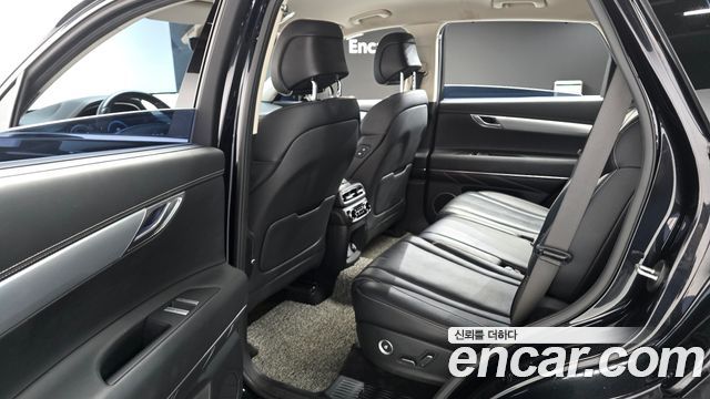 Genesis GV80 2020 — photo 11