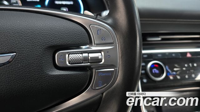 Genesis GV80 2020 — photo 15