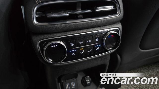 Genesis GV80 2020 — photo 18