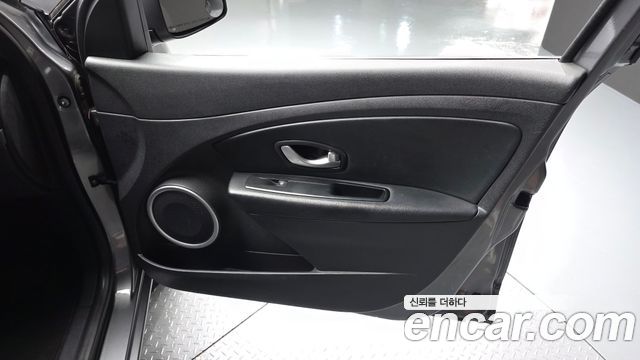 Renault Korea SM3 2016 — photo 14