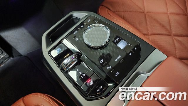 BMW iX 2026 — photo 9