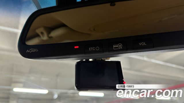 Kia Canival 2015 — photo 19