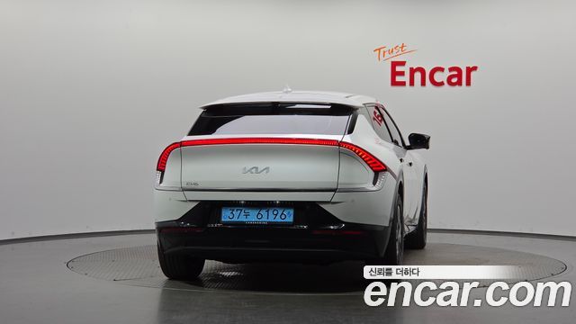 Kia EV6 2022 — photo 4