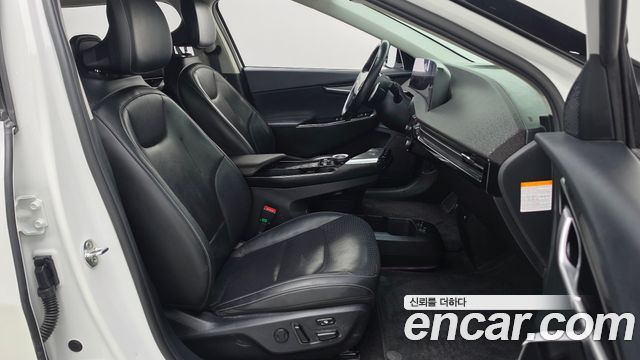 Kia EV6 2022 — photo 18