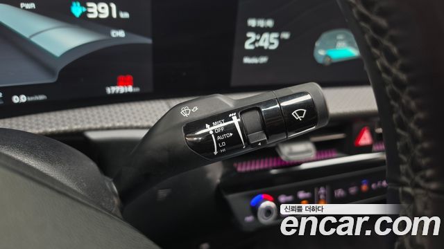 Kia EV6 2022 — photo 33