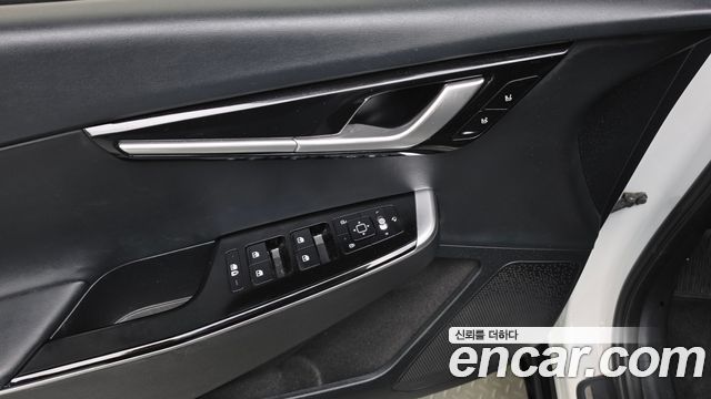 Kia EV6 2022 — photo 34