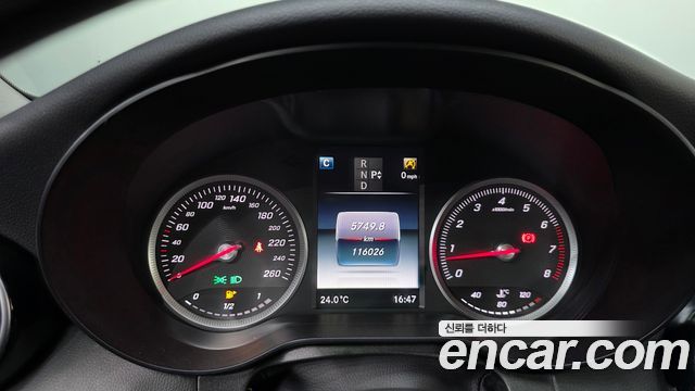 Mercedes-Benz C-Class 2016 — photo 11