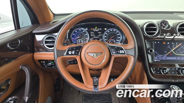 Bentley Bentayga 2020 — photo 13