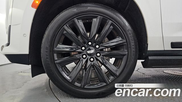 Cadillac Escalade 2021 — photo 5