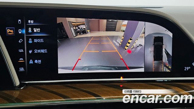 Cadillac Escalade 2021 — photo 21