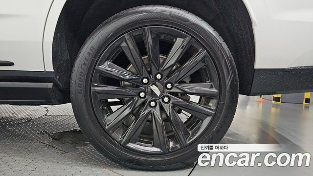 Cadillac Escalade 2021 — photo 7