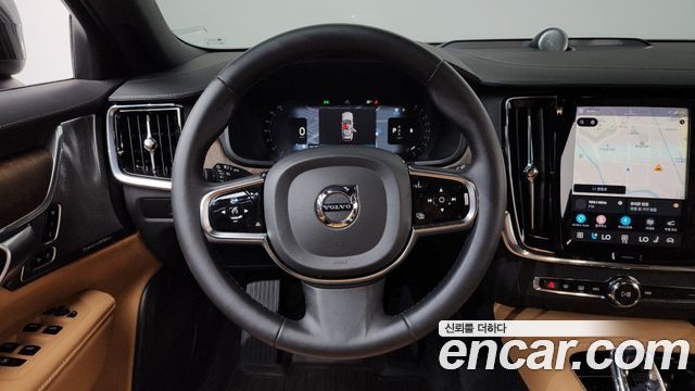 Volvo V90 2023 — photo 20