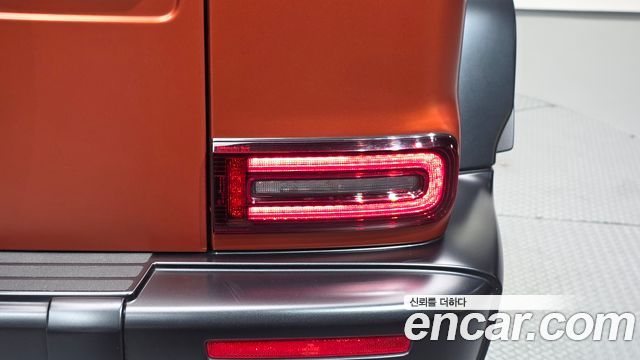 Mercedes-Benz G-Class 2022 — photo 9