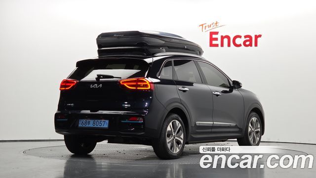 Kia Niro 2022 — photo 2