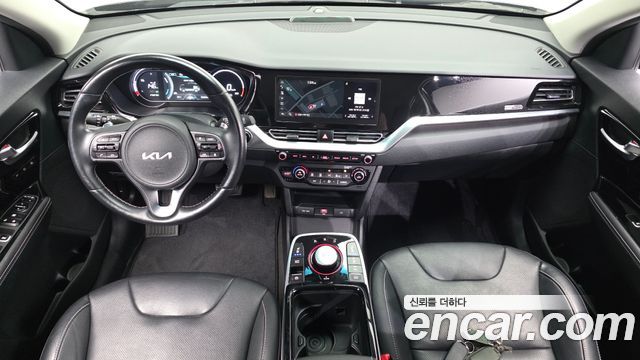 Kia Niro 2022 — photo 10
