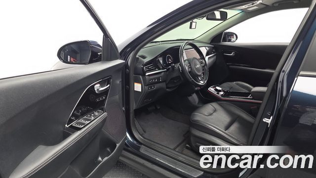 Kia Niro 2022 — photo 13