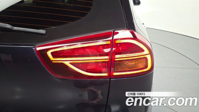 Kia Niro 2022 — photo 9