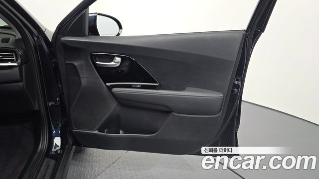 Kia Niro 2022 — photo 14