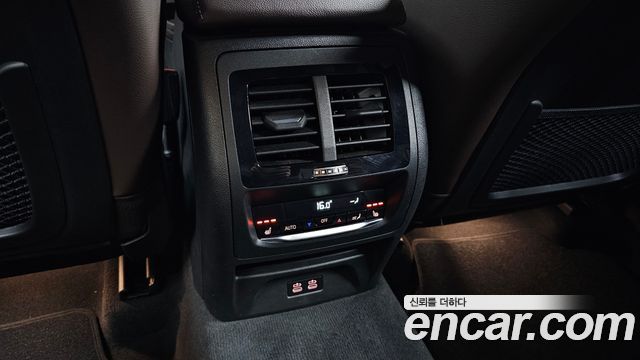 BMW X4 2025 — photo 24