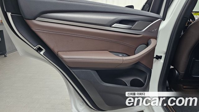 BMW X4 2025 — photo 15