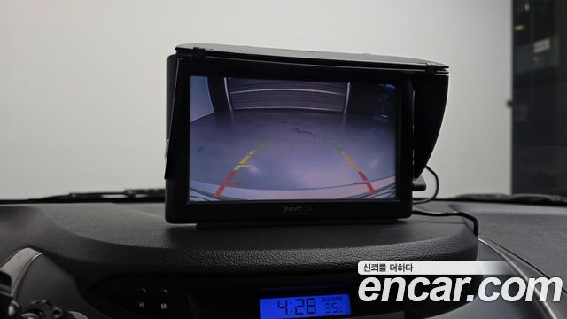 Hyundai AVANTE 2013 — photo 17