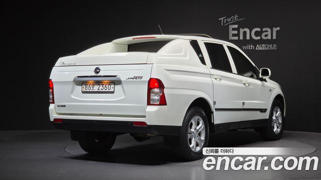 KG Mobility KORANDO 2014 — photo 2