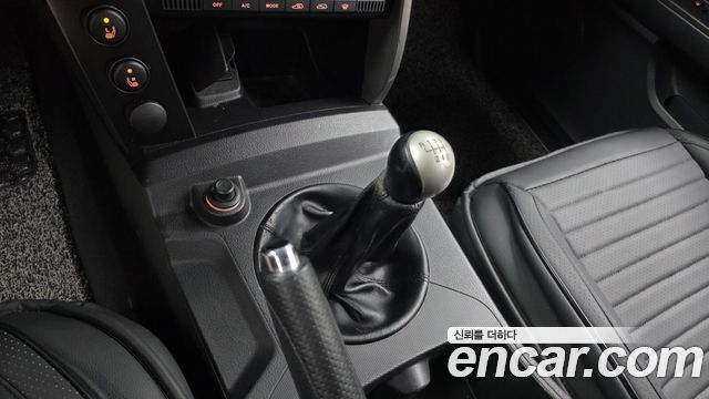 KG Mobility KORANDO 2014 — photo 12