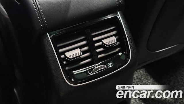 Kia K7 2020 — photo 28