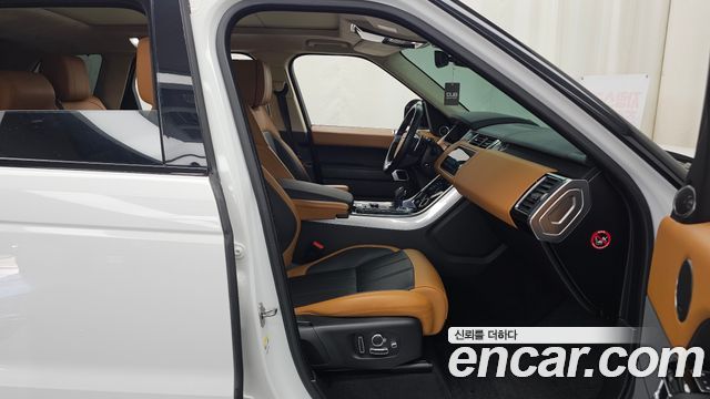 Land Rover Range Rover Sport 2021 — photo 16
