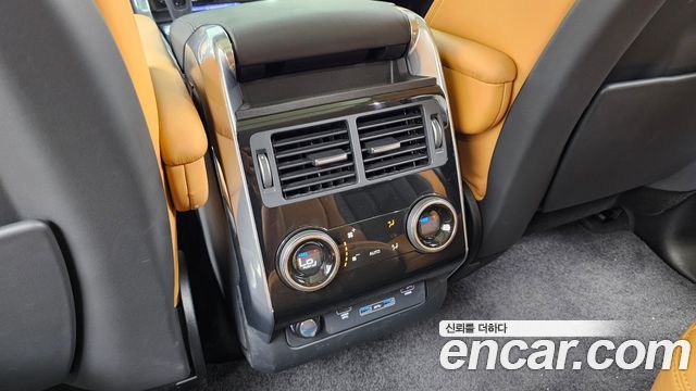 Land Rover Range Rover Sport 2021 — photo 31
