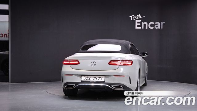 Mercedes-Benz E-Class 2018 — photo 4