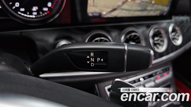 Mercedes-Benz E-Class 2018 — photo 9