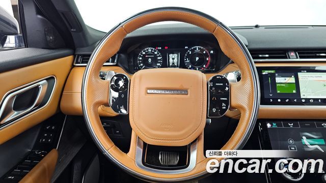 Land Rover Range Rover Velar 2018 — photo 13