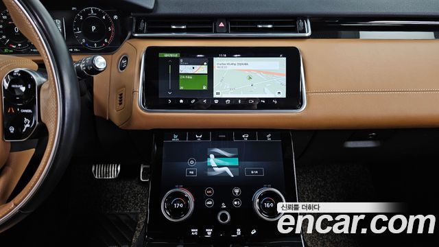 Land Rover Range Rover Velar 2018 — photo 14