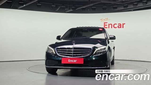 Mercedes-Benz C-Class 2019 — photo 3