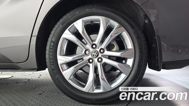Toyota Sienna 2022 — photo 7