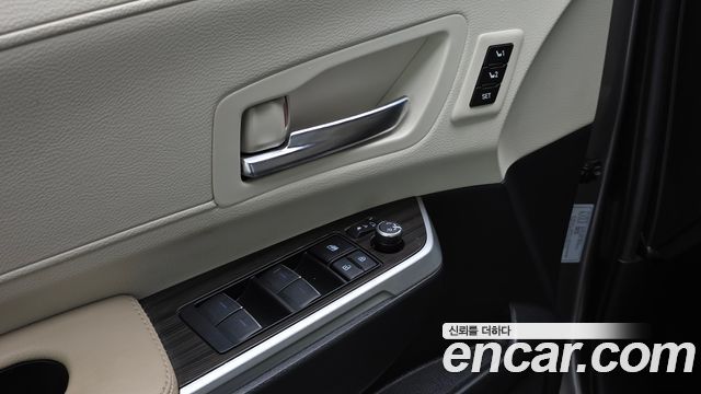 Toyota Sienna 2022 — photo 36