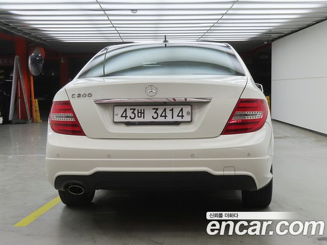 Mercedes-Benz C-Class 2012 — photo 3