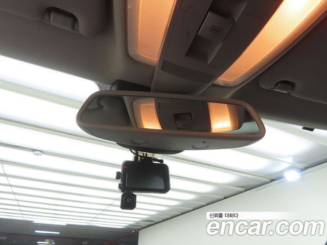 Mercedes-Benz C-Class 2012 — photo 12