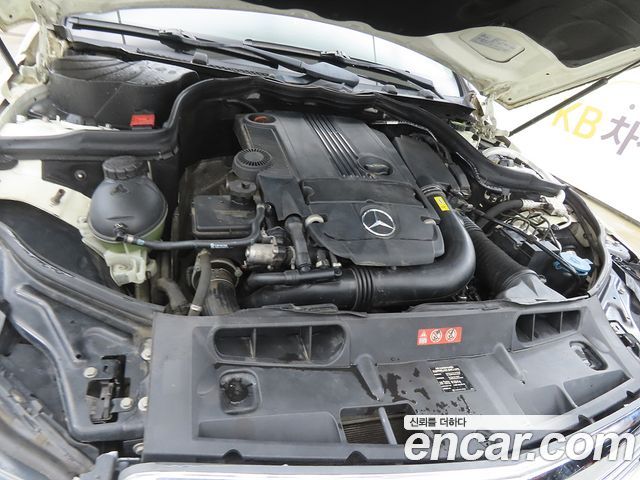 Mercedes-Benz C-Class 2012 — photo 19