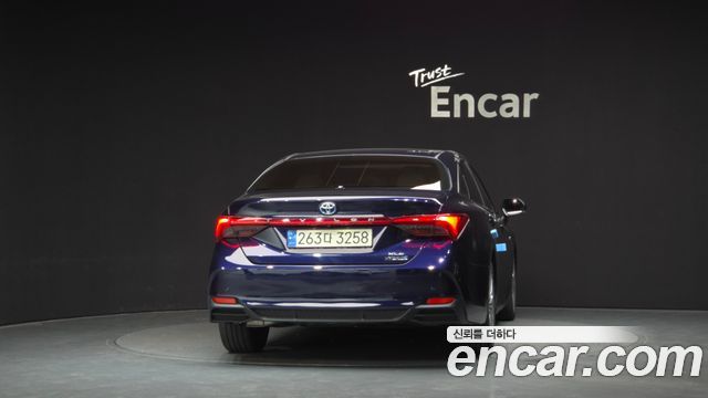 Toyota Avalon 2021 — photo 4