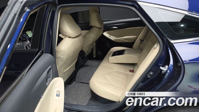 Toyota Avalon 2021 — photo 16
