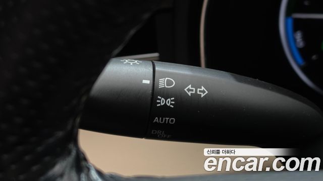 Toyota Avalon 2021 — photo 28