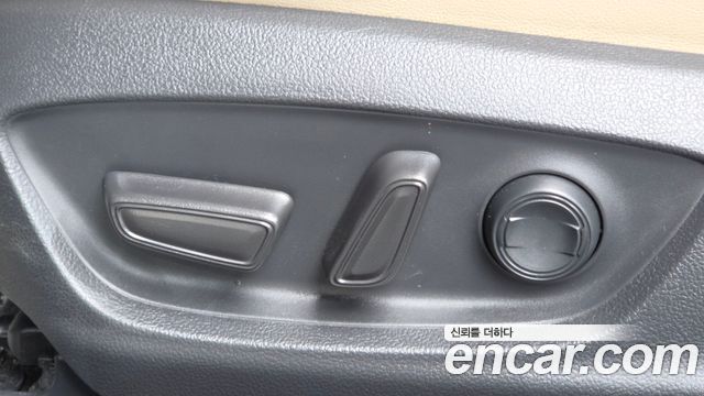 Toyota Avalon 2021 — photo 29