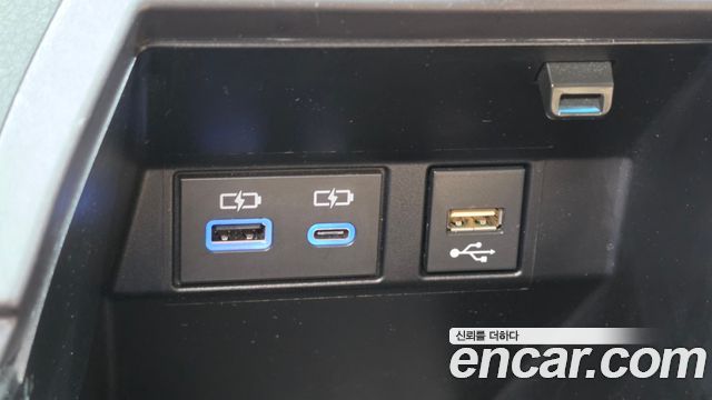 Toyota Avalon 2021 — photo 30