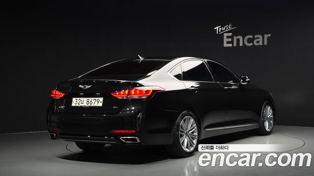Genesis G80 2018 — photo 2