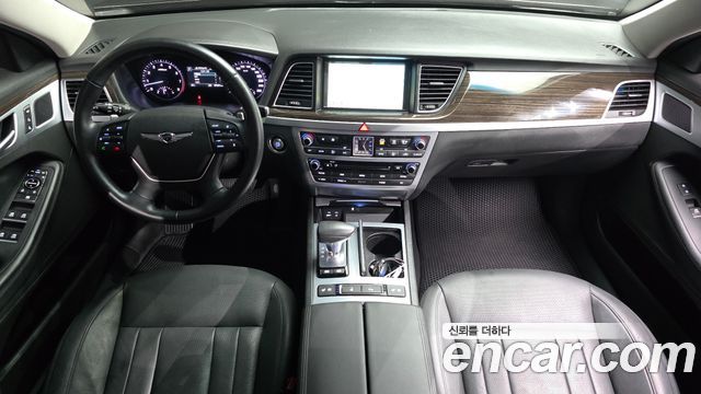 Genesis G80 2018 — photo 10