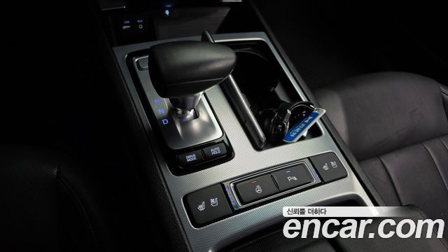 Genesis G80 2018 — photo 12